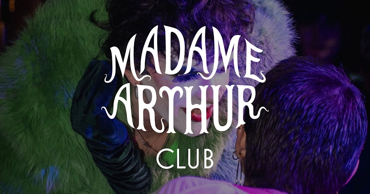Madame Arthur Club · 2905
